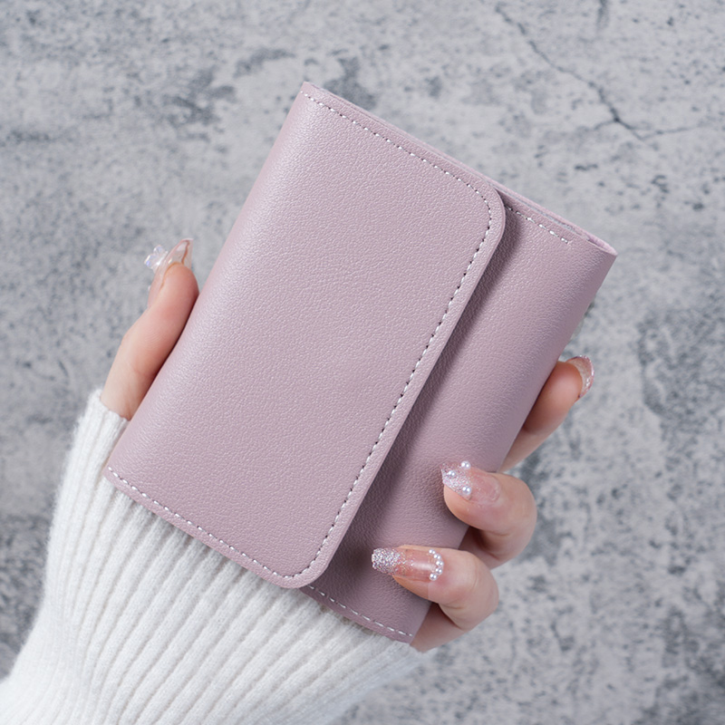 Photography Basic - Simple And Short Lady Purse Student