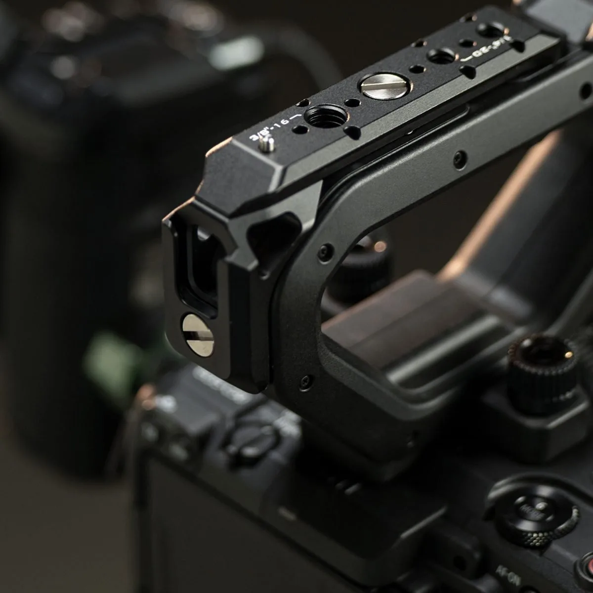 TILTA Camera Cage For Canon EO - Camera Cage Baseplate review and price