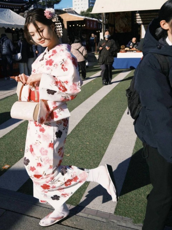 Traditional Japanese Kimono St - Photography Young review and price